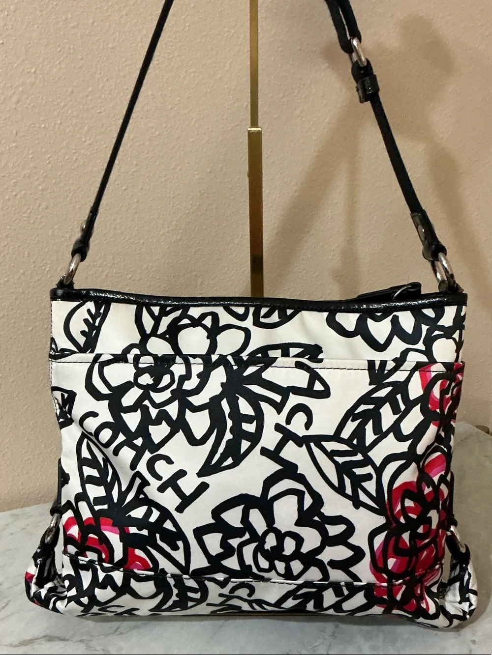 Coach Poppy Daisy Floral Graffiti Crossbody/ Shoulder Bag (EUC) Stunning 🤩